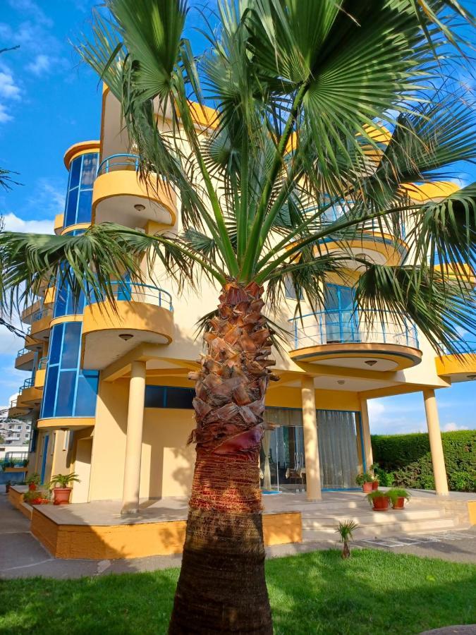 Eleart Aparthotel Golem  Luaran gambar