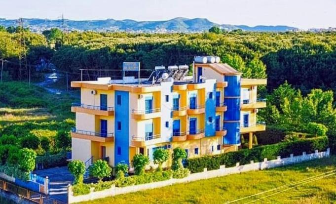 Eleart Aparthotel Golem  Luaran gambar